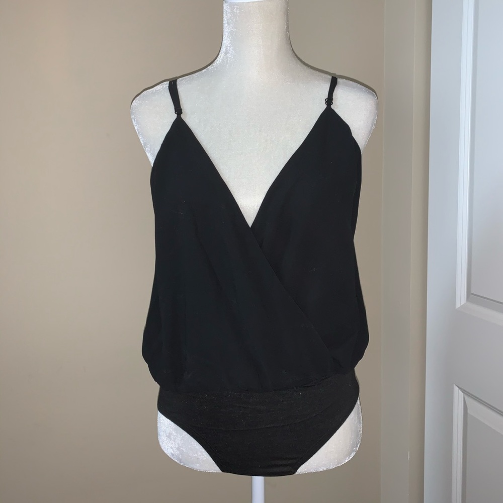 ❌❌SOLD❌❌ Tobi | Black VNeck Bodysuit NWT - Picture 1 of 7